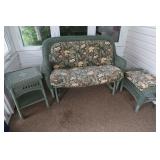 Resin Wicker Glider w/Foot Rest & Table(Like New)