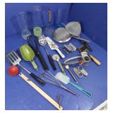 Kitchen Utensil Lot