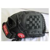 Rawlings Right Handed Fielders Glove 11.5 inch