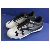 Under Armour Lead Off Low RM JR sz 4.5Y