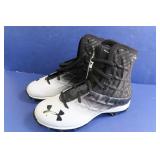 Under Armour Highlight Boys RM sz 2.5Y