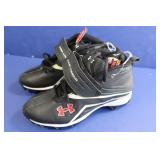 Under Armour Crusher II Youth sz 2.5Y