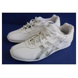 Asics Womens Cheer 6 sz 5.5