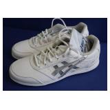 Asics Womens Cheer 8 sz 5