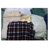 Comforters & Blankets