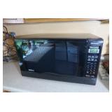 Panasonic Microwave-1250W   24x18x14