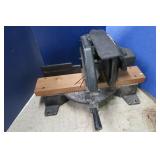 B&D Power Miter Saw w/9" Blade(works) B&D Power Miter Saw w/9" Blade(works)