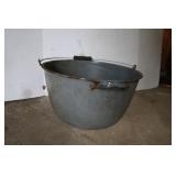 Metal Pot w/Handle-15 1/2"x8"D