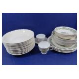 Royal China Underglaze Dishes&11 Bowls(no name) Royal China Underglaze Dishes&11 Bowls(no name)
