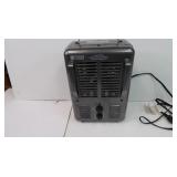 Utilitech  1300W Space Heater(like new)