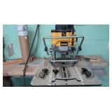 DeWalt Electronic Plunge Router #625 w/Woodrat