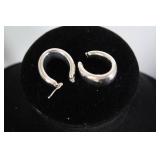 14K White Gold Earrings 7.3g(missing 1 post)