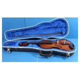 Vintage Violen, Glasser Bow w/Case