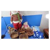 32" Standing Snowman, Valentine Bear&Baskets