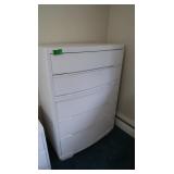 Painted 5 Drawer Dresser w/Dovetail Drawers