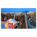 2 Boxes&1 Bag Large Pine Cones