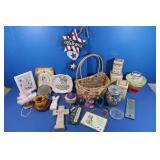 Misc Knick Knack Lot