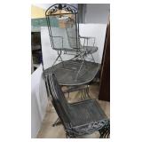 6 Metal Outdoor Chairs w/Matching Table(5