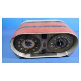 Vintage Zenith Alarm Clock/Radio(cracked)