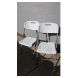 Plastic/Metal Folding Chairs