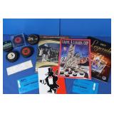 5 Hockey Pucks(1 w/sig),Hockey Magazines&more