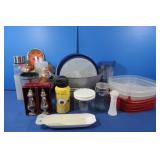 Rubbermaid Lot w/Lids, Drinking Cups&more