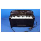 Magnus Electric Organ #151