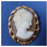 10K Cameo Pin-3.7gr gross wt.