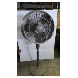 Floor Fan18"Rd 48"H