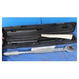 17" Adjustable Torque Wrench w/Case