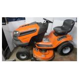 Husqvarna 22Hp Lawn Tractor 42" Cut, Runs &Cuts
