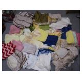 Lg Lot Vintage Linens, Cloth, Doilies, &More