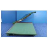 Premier Paper Cutter 20x22"