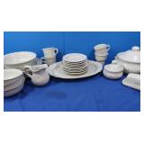 Vintage Pfaltzgraff Heirloom 25pc Collection