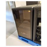 Cabinet for Servers w/Contents 23x18x41 "Fat Cat"