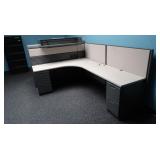 2 Cubicle Unit-2 Desks, 1 Center Wall, 2