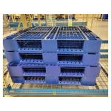4 Plastic Pallets 48x48x6