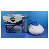 Vicks Warm Steam Humidifier(like new)