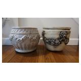 2 Pcs of Ceramic Floor Decorations