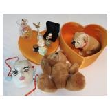 Heart Shaped Box w/Resin Bulldog Fig, Stuffed