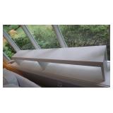 1 Wooden Shelf