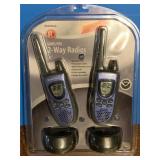 NIP Radio Shack GMRS/FRS 2 Way W=Radio