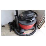 Craftsman 16gal 16.25HP Wet/Dry Vac w/Attachments