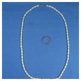 14K Wedding Band Sz 6 1.4gr, Freshwater Pearl