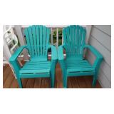 2 HO Plastic Adrondack Chairs-3