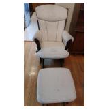 Dutailer Gliding Chair w/Matching Ottoman(some