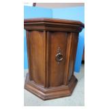 Wood Stand w/Cabinet in Bottom-20" Rd x 21"H