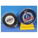1 Official NHL Puck-LA Kings, 