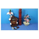 Home Decor-Tweety & Sylvestor Clock & More