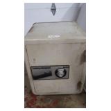 Safe w/Combo-Sentry Valueguard 1330-17x17x23"